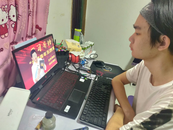 2_meitu_2.jpg 2_meitu_2.jpg