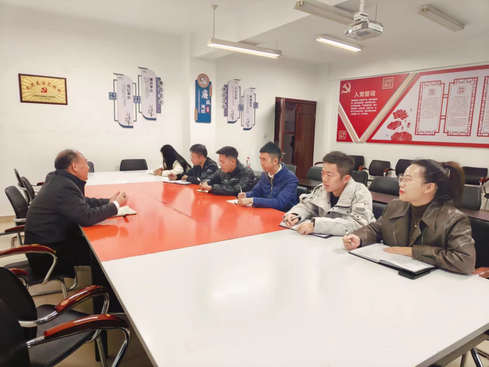 微信图片_20231201201005.jpg 微信图片_20231201201005.jpg
